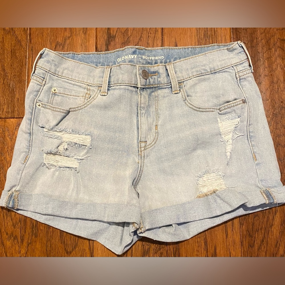 Old Navy Light Wash Boyfriend Style Distressed Jean‎ Shorts